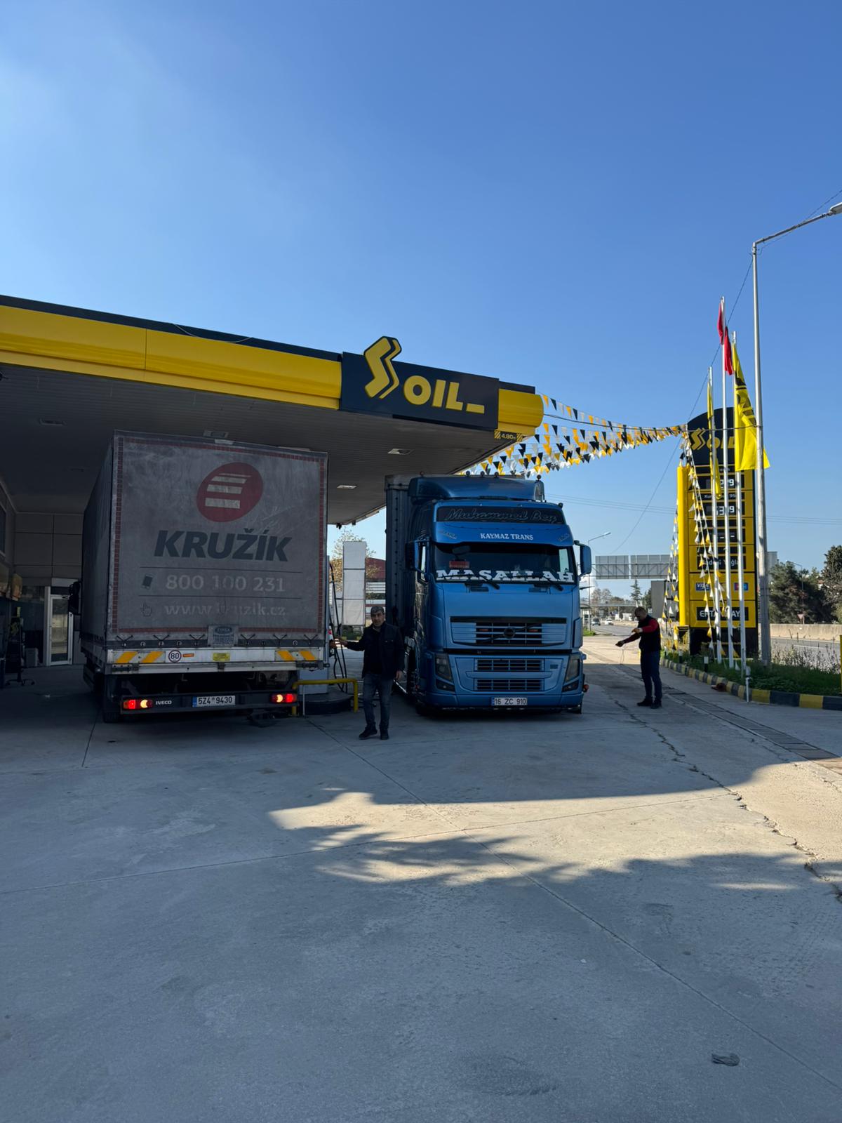 Akaryakıt görselleri
