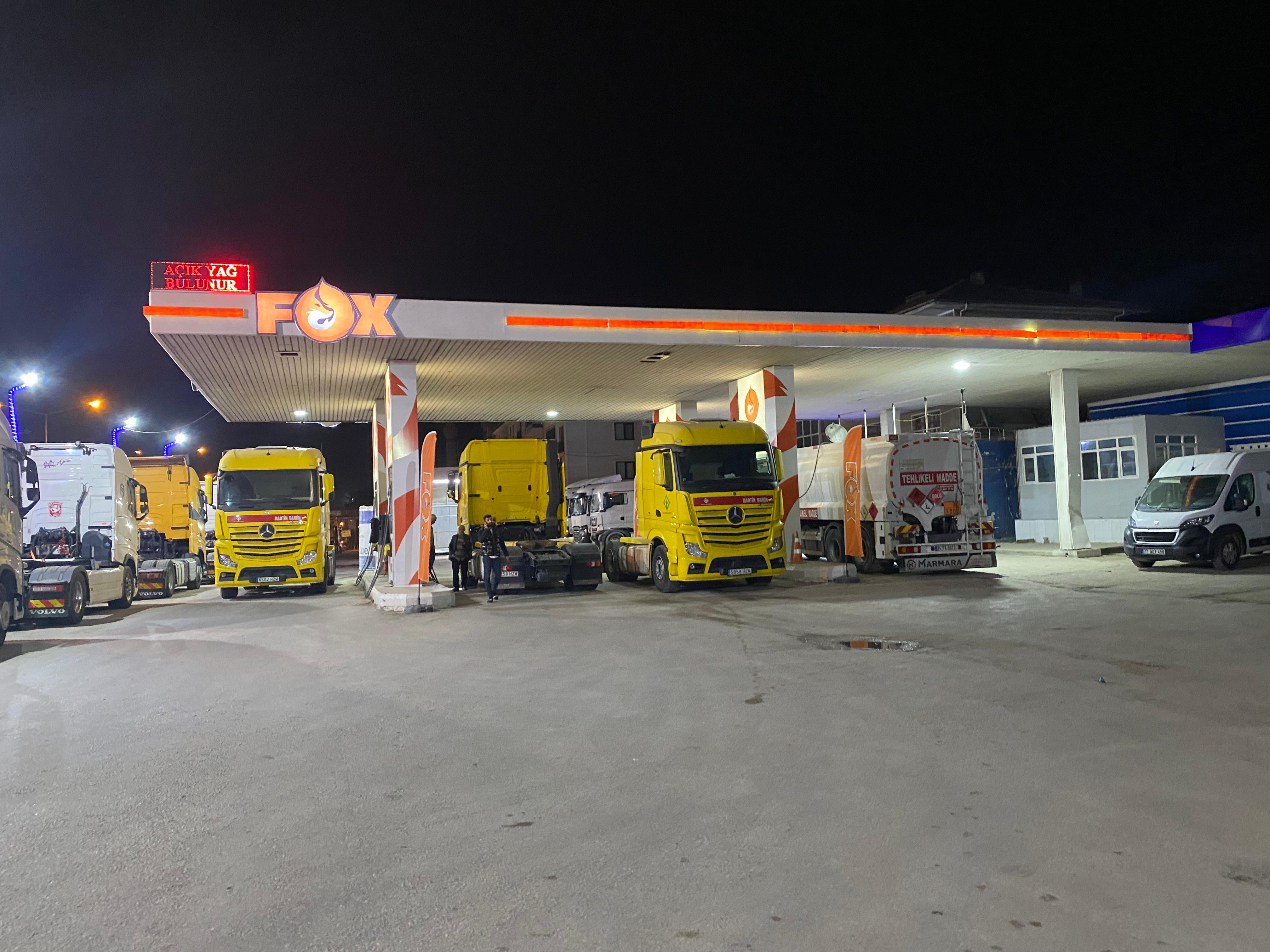 Akaryakıt görselleri